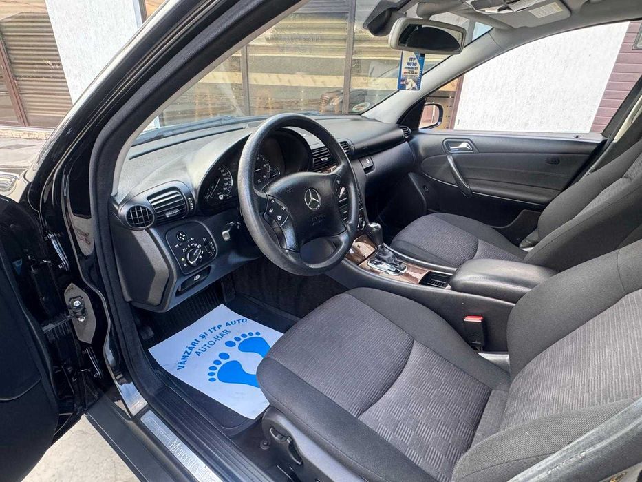 MERCEDES-BENZ C-Class 2005 — imagine 5