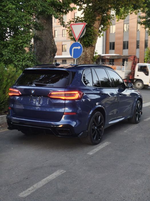 BMW X5 40i 2020.