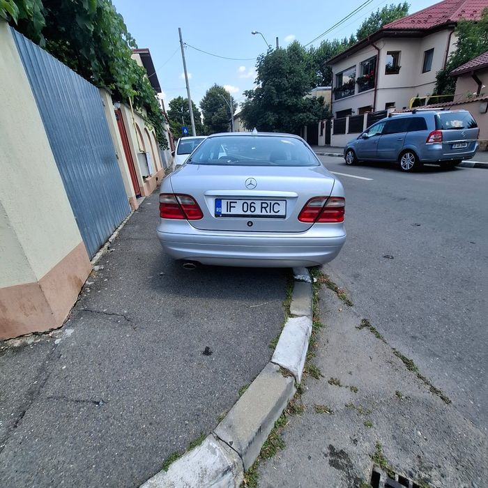 MERCEDES-BENZ CLK-Class 2001 — imagine 4