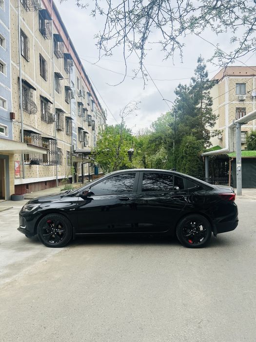 Onix Redline sotiladi