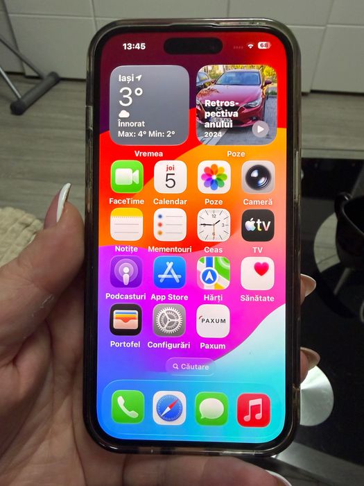 iPhone 15 folosit