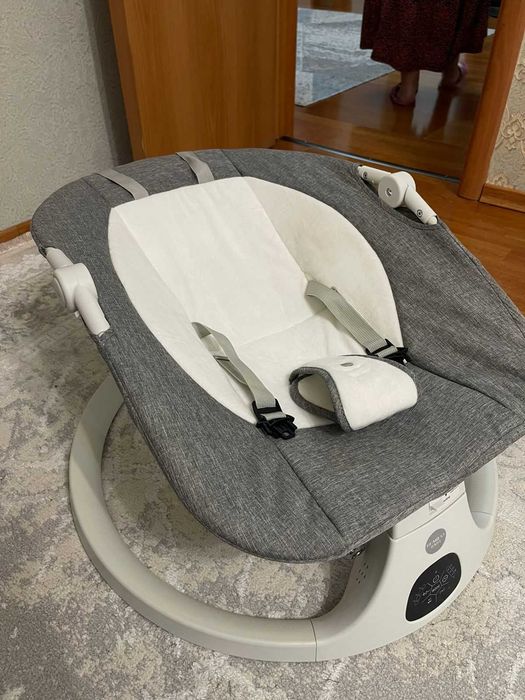 Продам новый шезлонг.