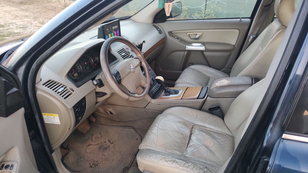 Vând Volvo XC90 2.4 163 cai
