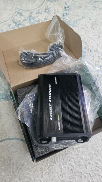 Усилитель Deaf Bonce Machete MLA-600.1