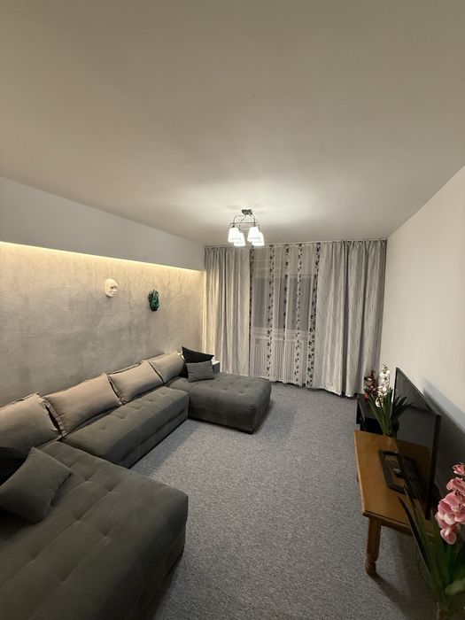 Apartament 3 Camere cu vedere spre Targul De La Craiova (50m distanta)