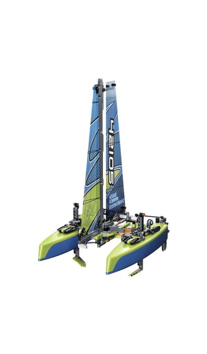 Lego Technic 42105 Catamaran