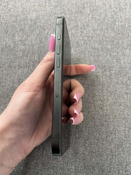 iPhone 15 Pro black