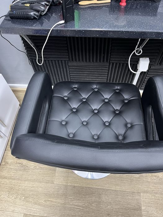 Бръснарски/фризьорски стол