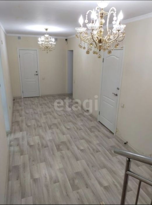 Продам коттедж с пристройкой
