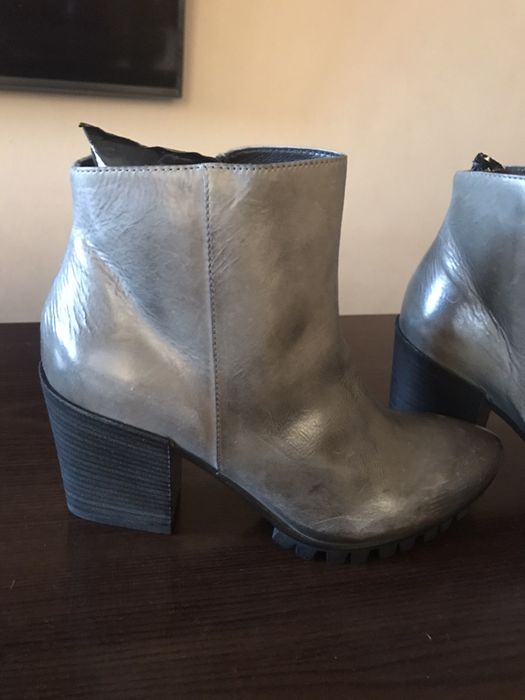 Елегантни боти на италианската марка Vic