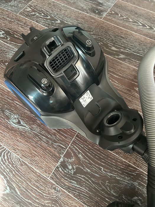 Пылесос Samsung 2100W
