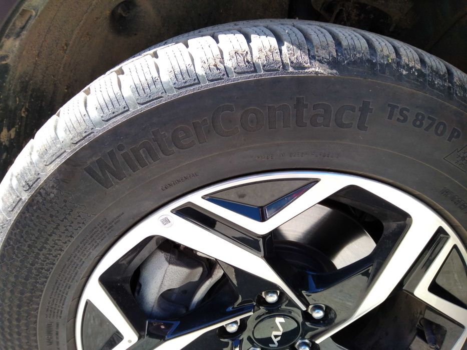 Continental TS 870 P Зимни гуми Континентал 17 цола 215/65