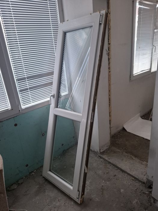 Вътрешни врати pvc, от панелна гарсониера