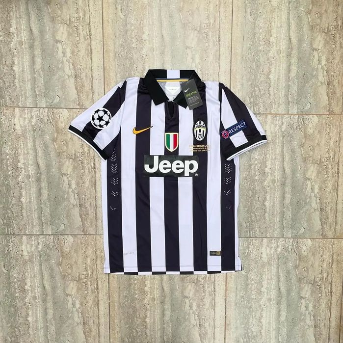 Продается ретро футбольные формы