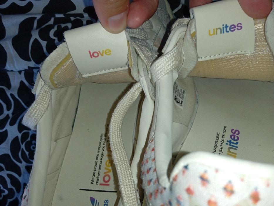 Нови маратонки ADIDAS, унисекс