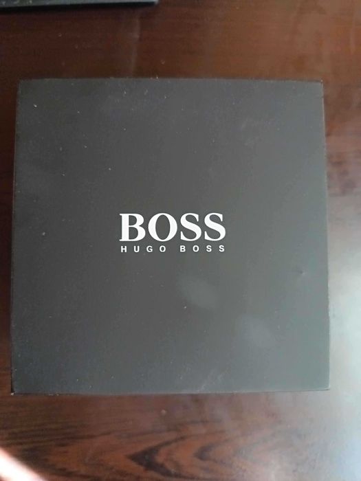 HUGO BOSS Часовник