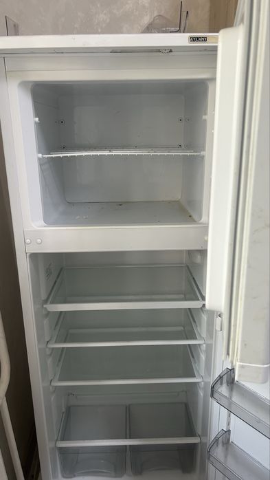 Продам б/у холодильник