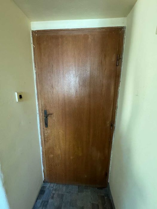 Интериорни врати (80 х 200)