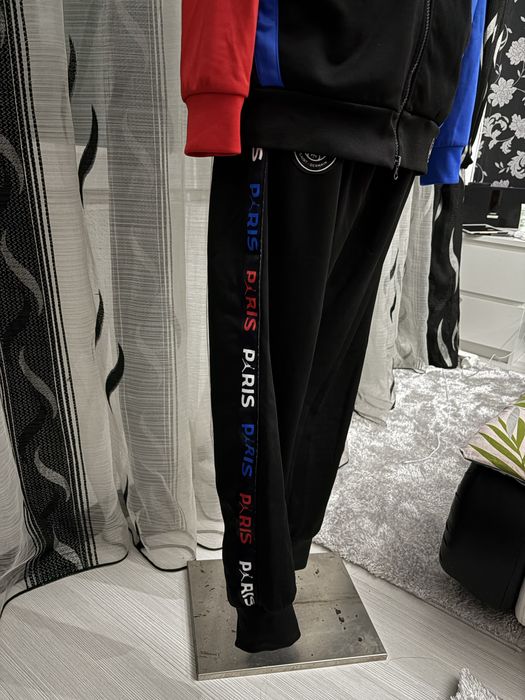 Jordan x PSG & Nike x Barcelona анцузи
