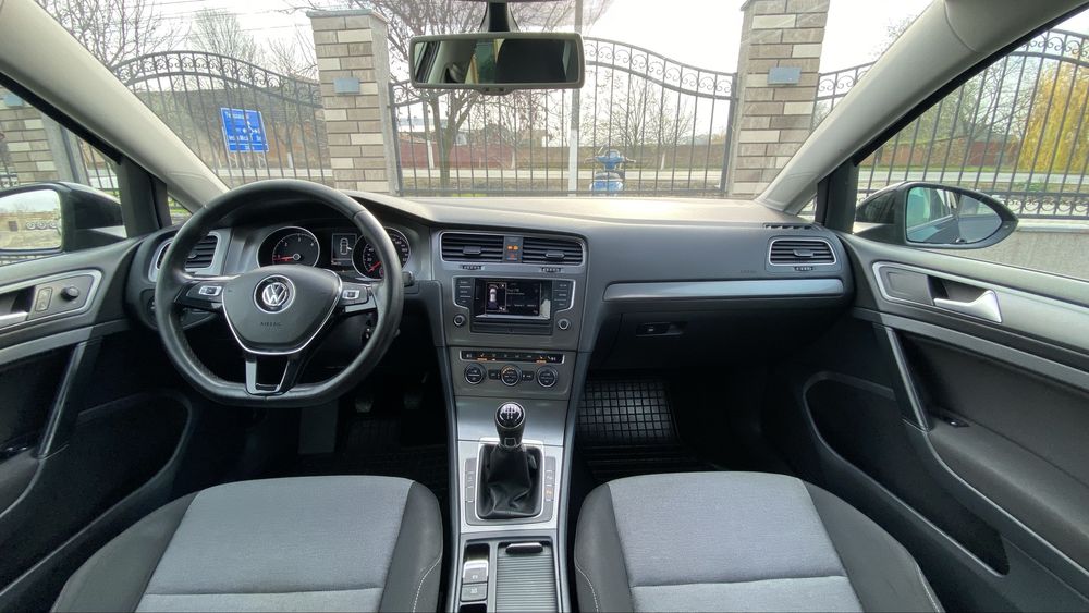 Volkswagen Golf 7 1.6Tdi Livrare // Buy back