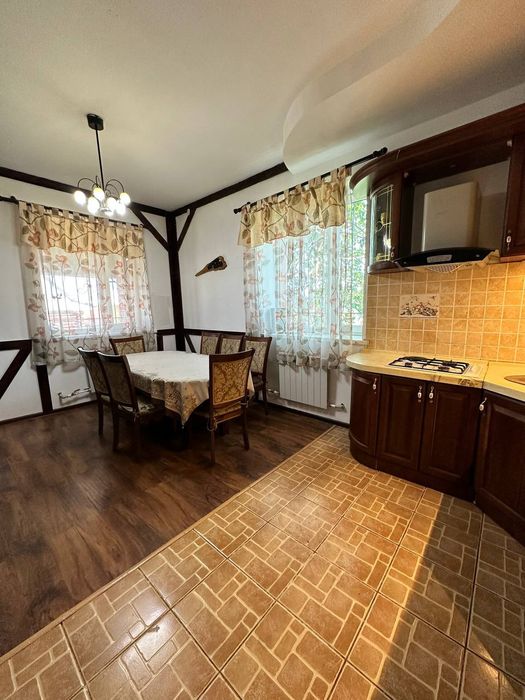 Сдам коттедж посуточно