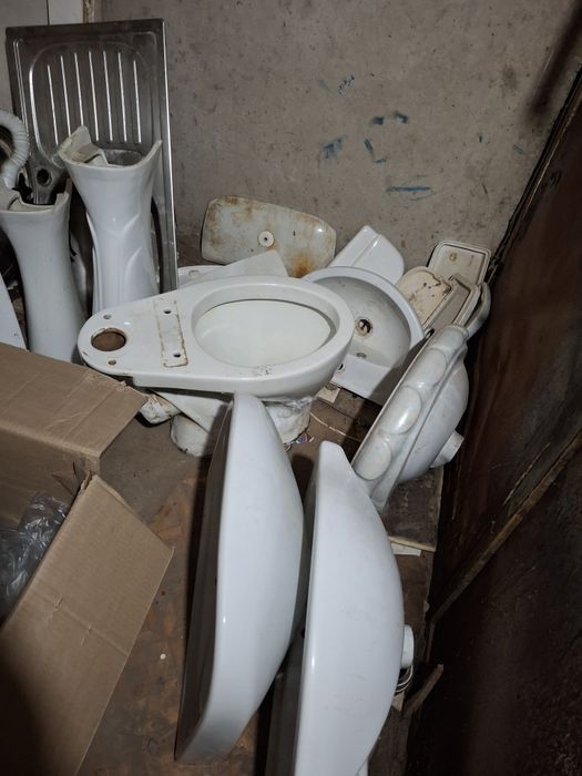 Унитаз б/у 5000т