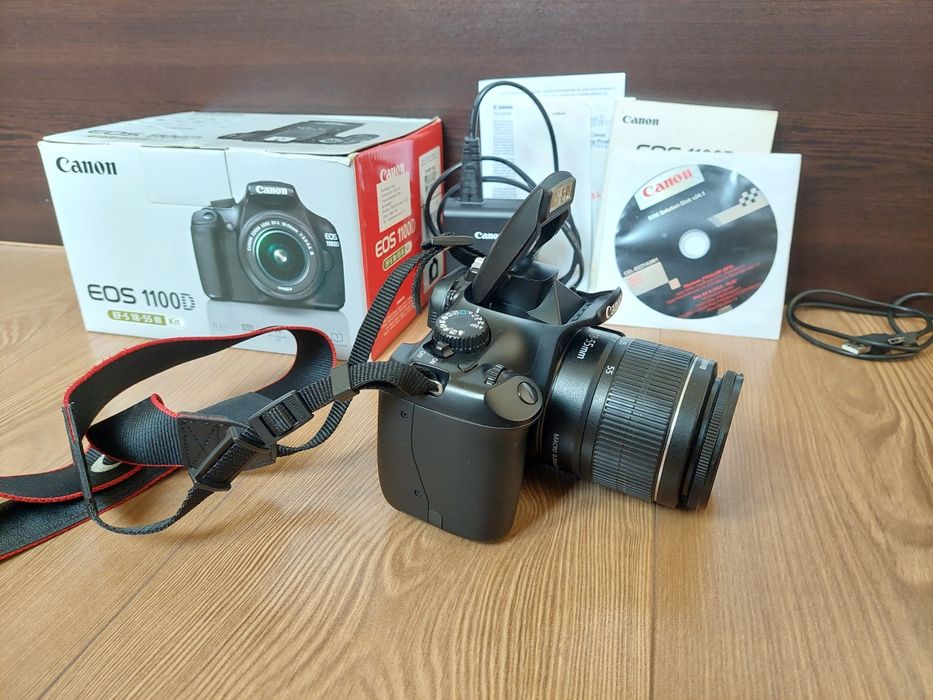 Canon EOS 1100D + EF-S 18-55mm f/3.5-5.6 |||
