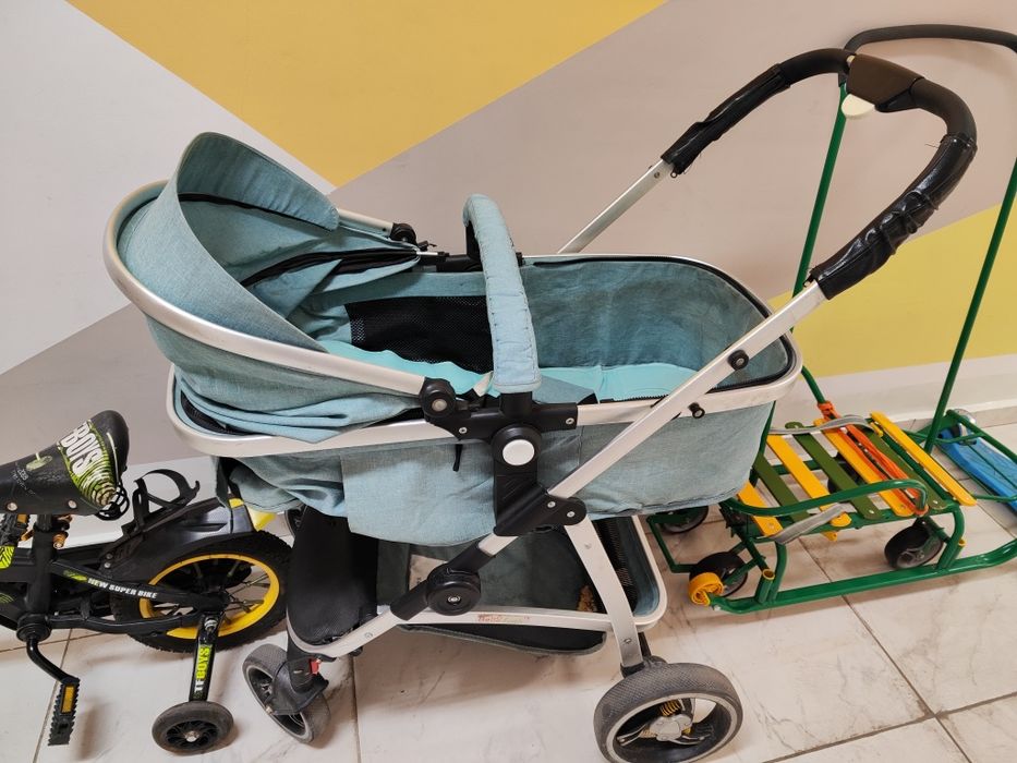 Продам коляску за 5тыс