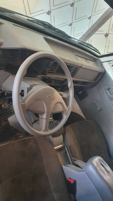 Chevrolet damas deluxe