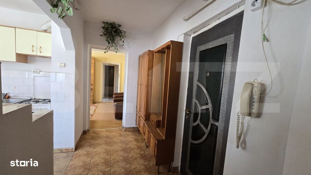 Apartament de vanzare, cu 3 camere, 95 mp, zona Micro 16