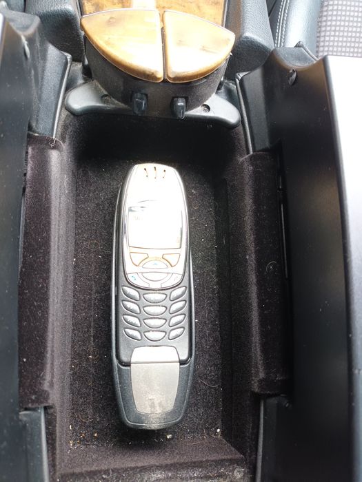 Мерцедес Е220 w211  перфектен