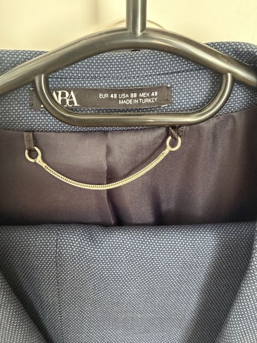 Costum albastru barbati zara, sacou marime 48, pantaloni marime 40