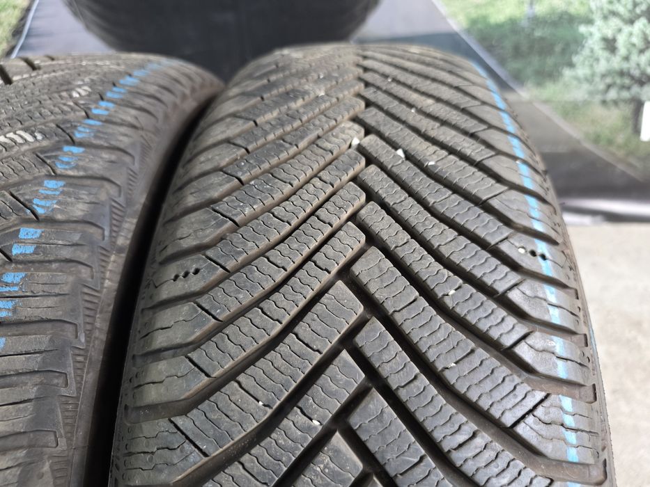 215/60/17 MICHELIN 4бр