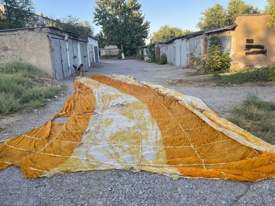 парашют советский или параплан только ткань
