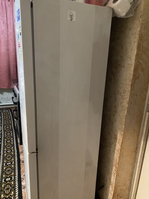 Продам холодильник