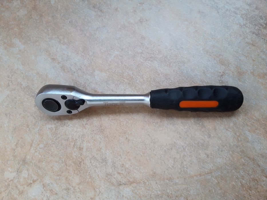 Тресчотка Tools 3/8