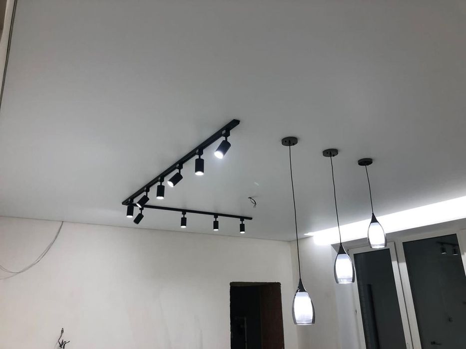 Натяжные потолки ,Натяжной потолок