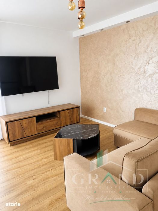 ACASĂ LA MARGINEA PĂDURII | 3 Camere | BALCON | Donath Park/Capat Gr