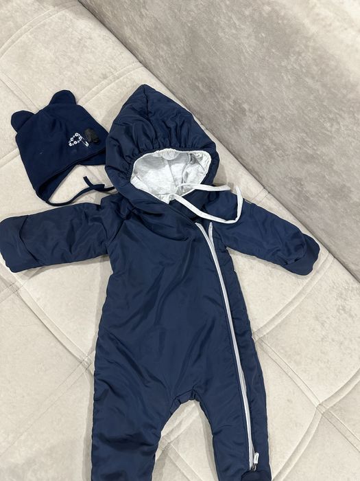 Продам детский комбинезон демисезонный (осень-весна)