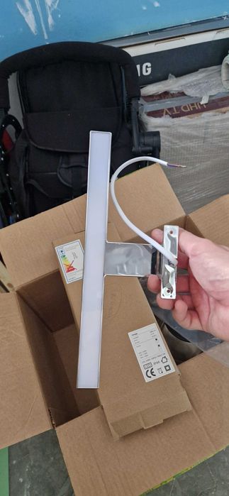 Продам светильник светодиодный