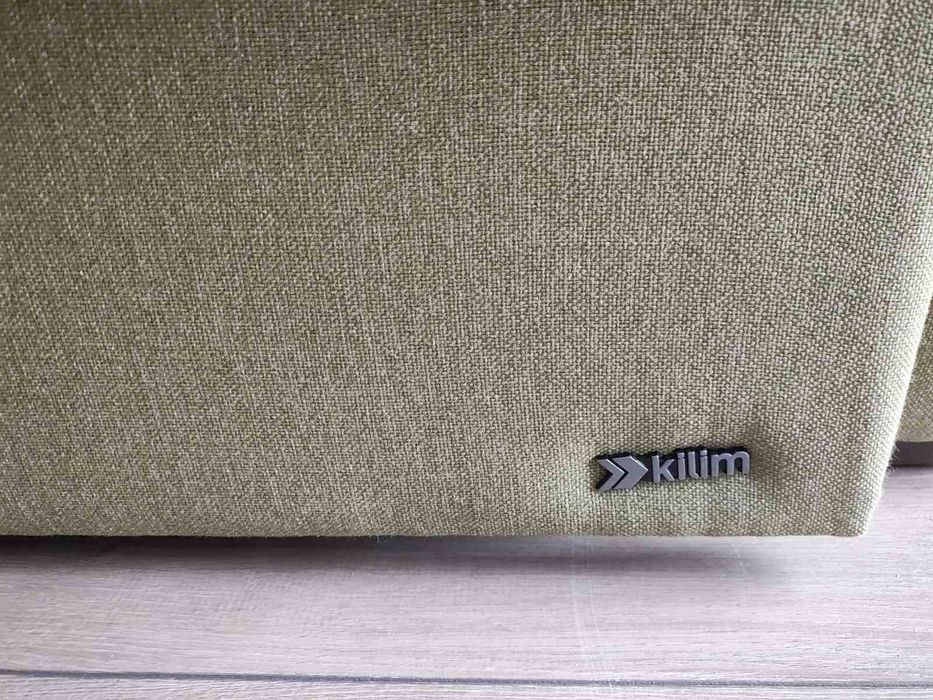 Разтегателен диван