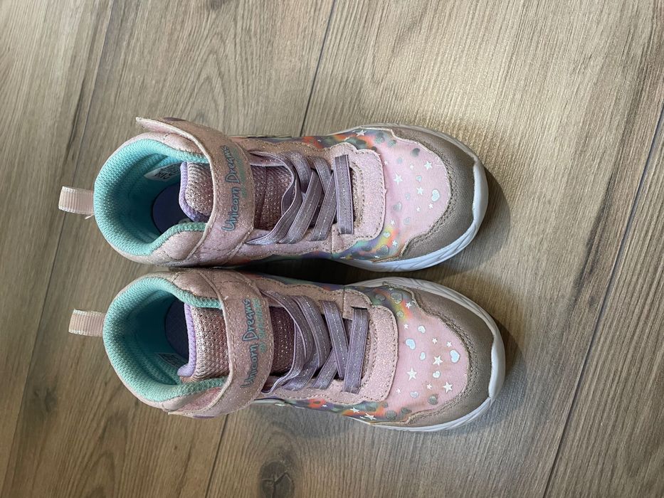 Детски светещи обувки Skechers  28,5