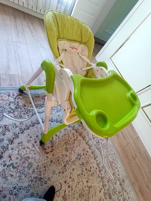 Продам детский стульчик для кормления