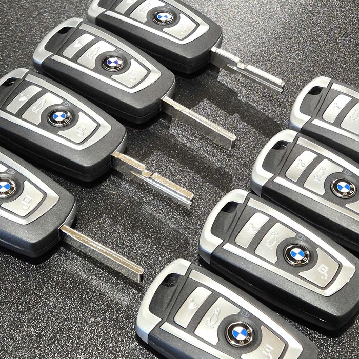 Cheie chei BMW e46 e39 e60 X3 e83 X5 e53 Z4 e85 e86 programare
