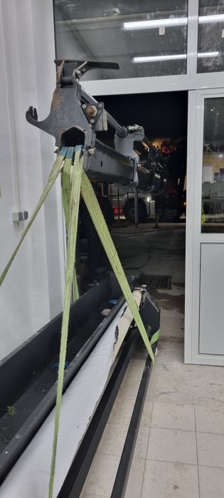 Преместване на машини с кран