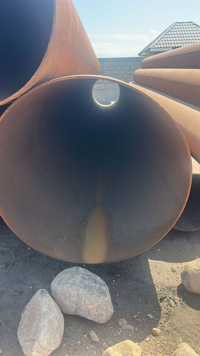 Трубы стальные разных диаметров