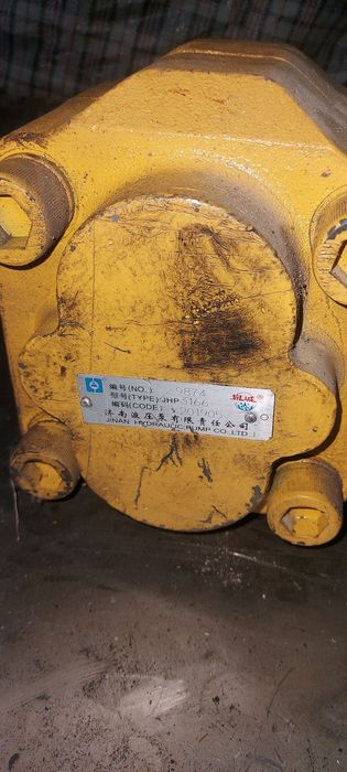 Продам насос гидравлический