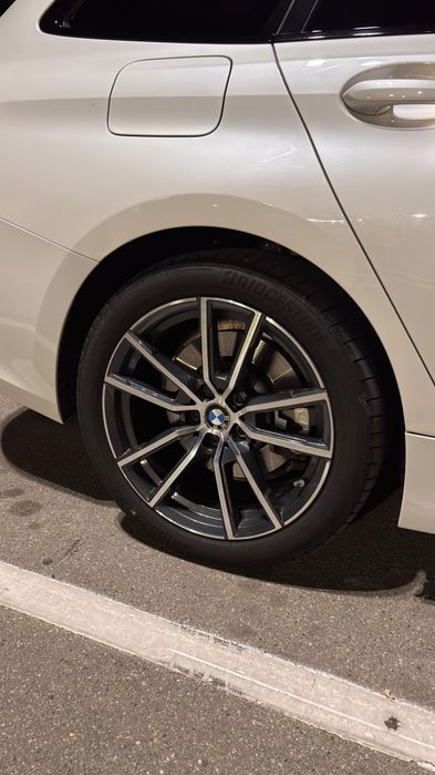 BMW 330e g21 2021