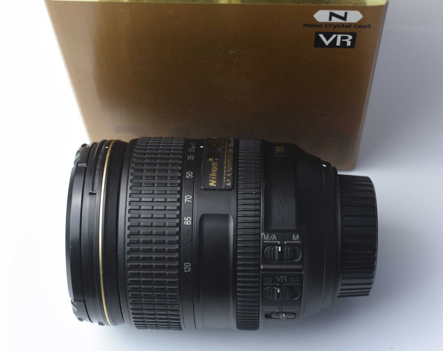 Обектив  Nikkor AF-S 24-120 1:4G ED