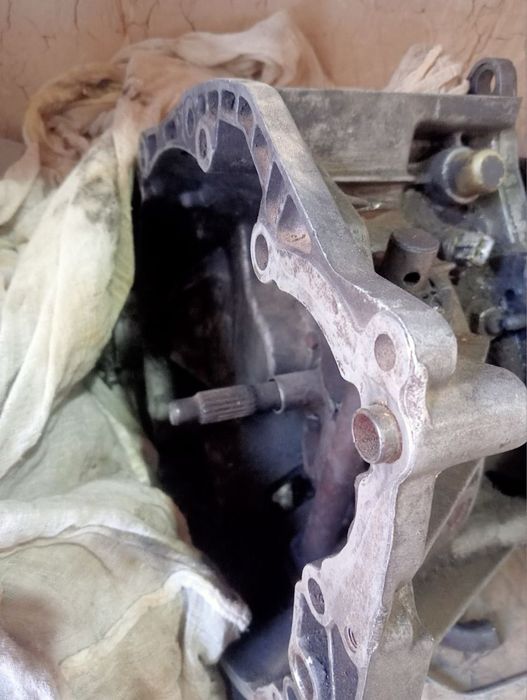 Пежо запчаст галофка